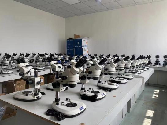 Hebei University of Science and Technology Normal University purchased 74 micro-instrumental optoelectronic stereomicroscopes + stereo stereomicroscopes Hebei University of Science and Technology Normal University purchased 74 micro-instrumental optoelectronic stereomicroscopes + stereo stereomicroscopes
